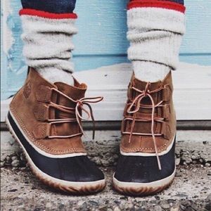Women’s Sorel Waterproof Duck Boots- size 8